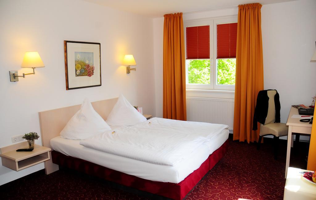 Hotel Blankenese Αμβούργο Εξωτερικό φωτογραφία